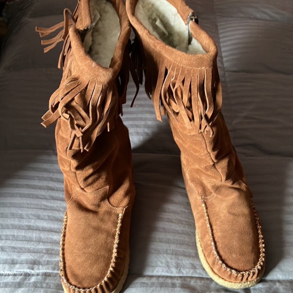 Like New ZigiNY Fringed Suede Boot, size 9